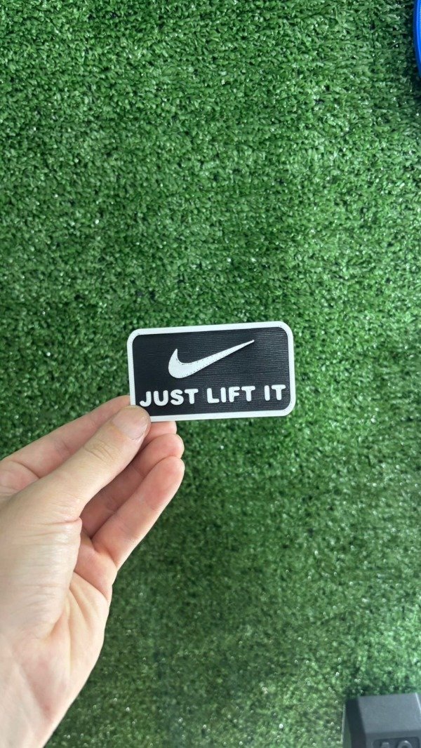 Producto - PARCHE NIKE (JUST LIFT IT)