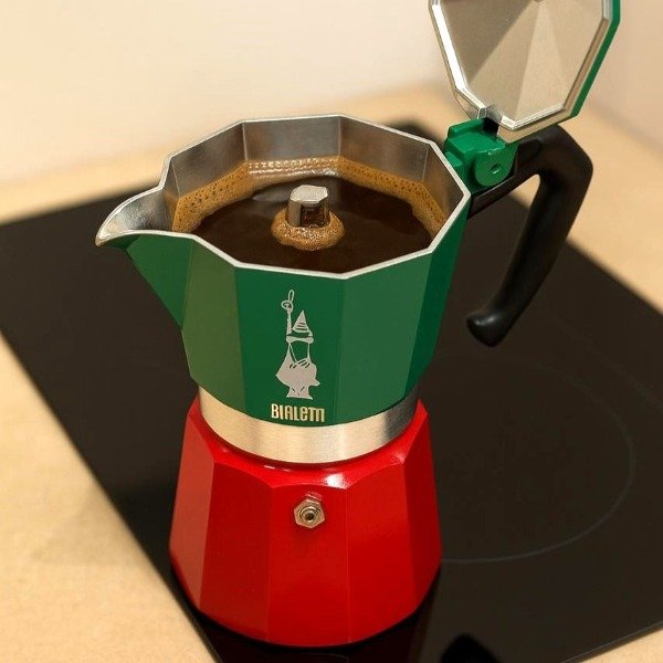 Producto - Cafetera Tricolor Bialetti