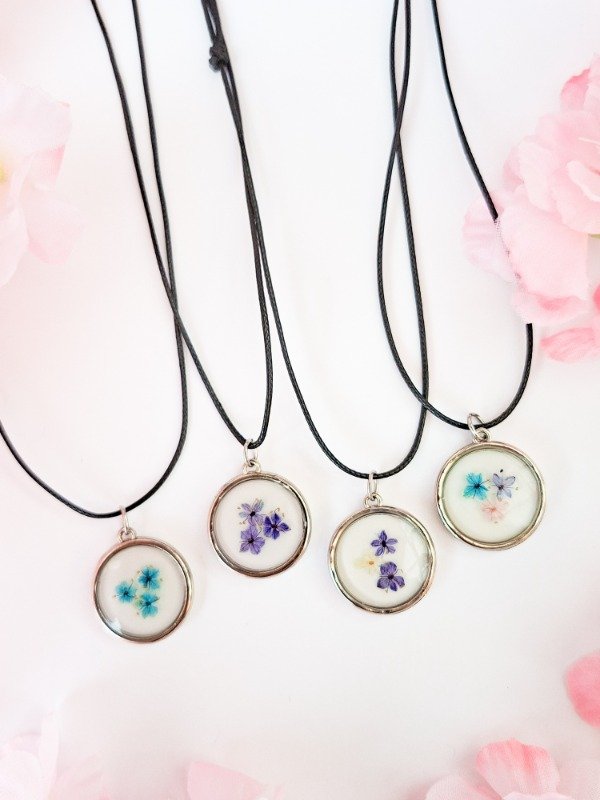 Producto - Collar Florcitas Primaverales I