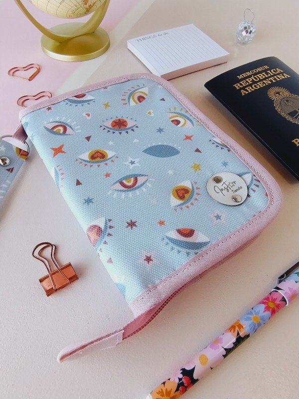Producto - Porta Pasaporte Alquimia
