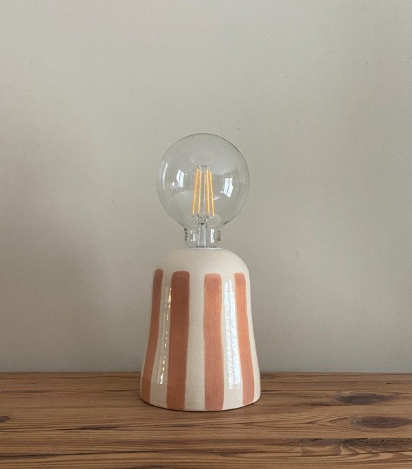 Producto - Velador Faro Rayas rosa sin pantalla - a pedido