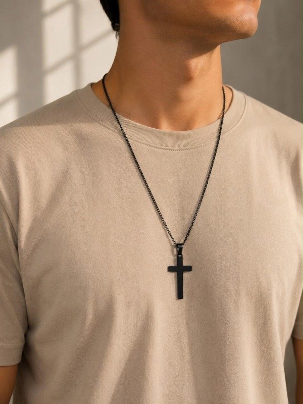 Producto - Cadena con cruz Acero negro.