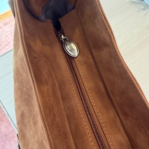 Producto - Cartera urbana símil gamuza - 7