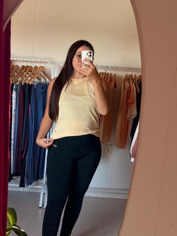 Producto - Musculosa Uneven LF