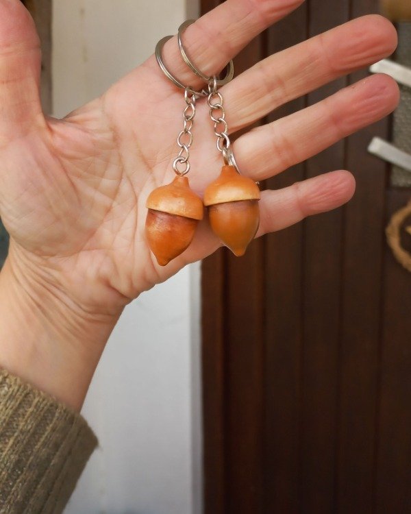 Producto - Llavero de BELLOTA torneada