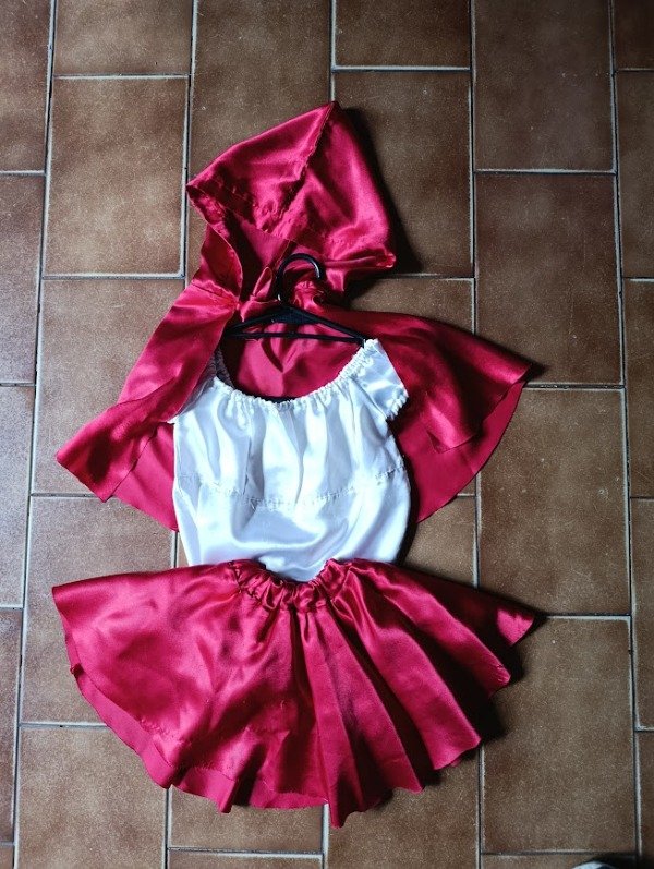 Producto - Caperucita talle 4