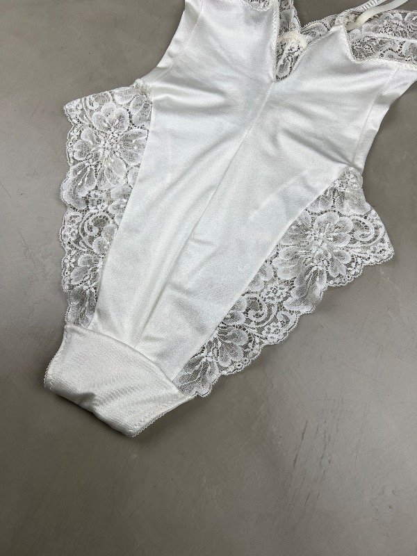 Producto - Ivory Lingerie Bodysuit - 8