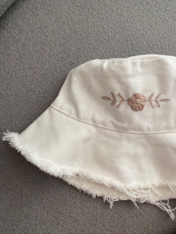 Producto - Piluso flecos flor