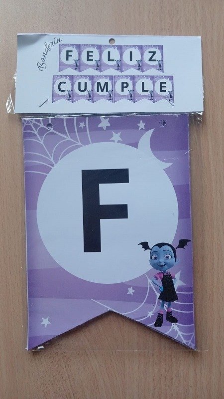 Producto - Banderín Personaje "FC" Vampirina