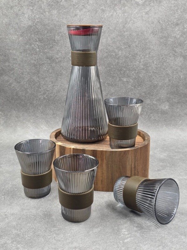 Producto - Set jarra y 4 vasos vidrio - 367