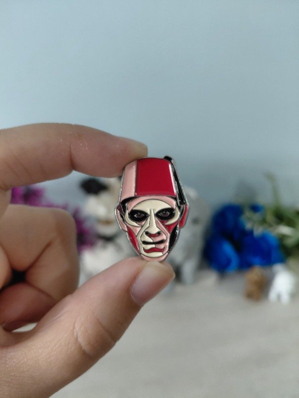 Producto - Pin metalizado - La momia #1774