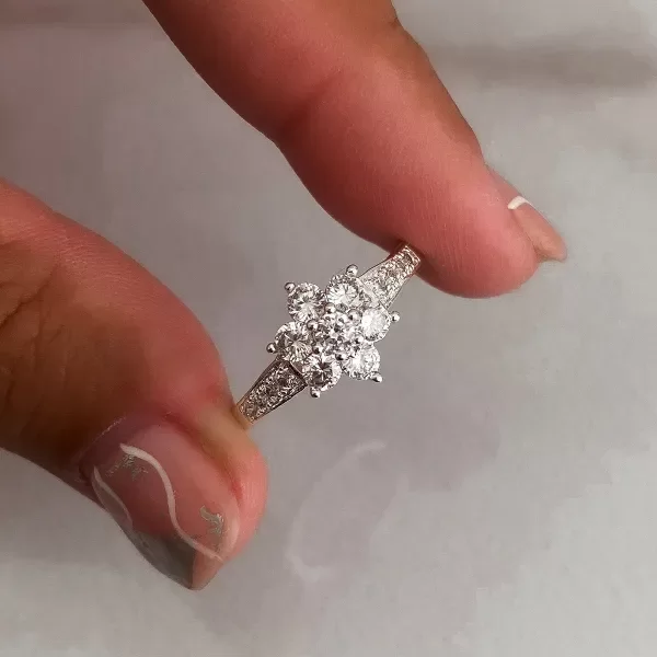 Producto - ANILLO PETRA FLOR (GRANDE)