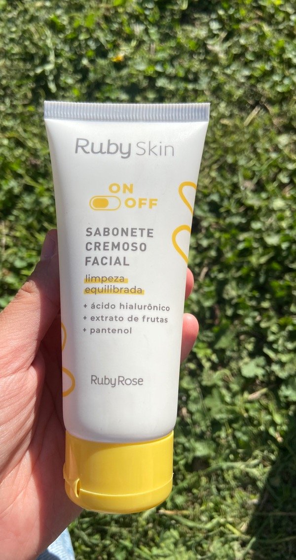 Producto - Jabón de limpieza facial