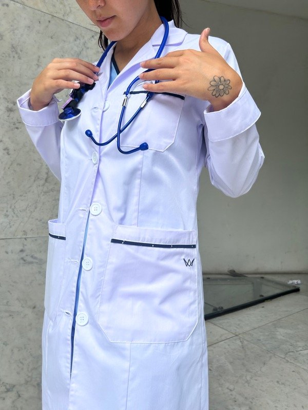 Producto - BRISA CR1 (Blanco detalle azul)