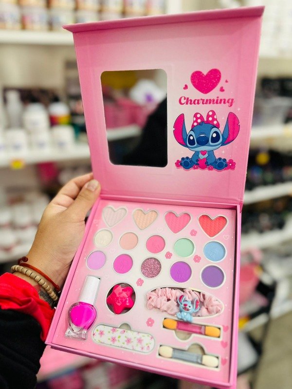Producto - kit de maquillaje stitch charming