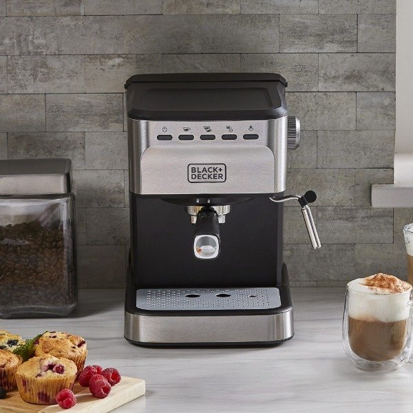 Producto - Cafetera espresso semiautomática 1.5L 1100w Black+Decker EM0312-0SDAR - 3