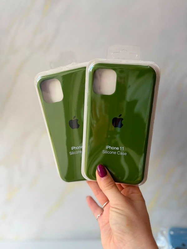 Producto - Silicone case Iphone 11 verde pino