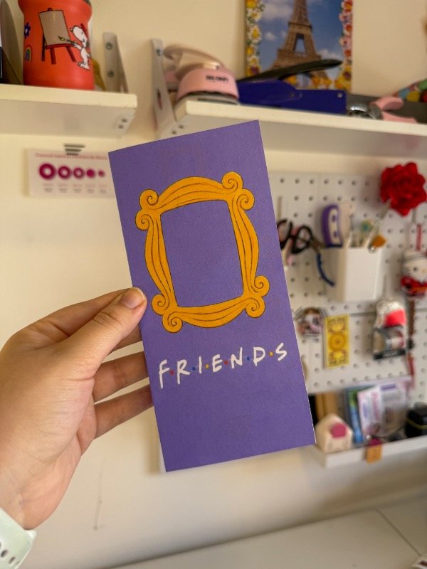 Producto - Tríptico Friends ARCHIVO - 0