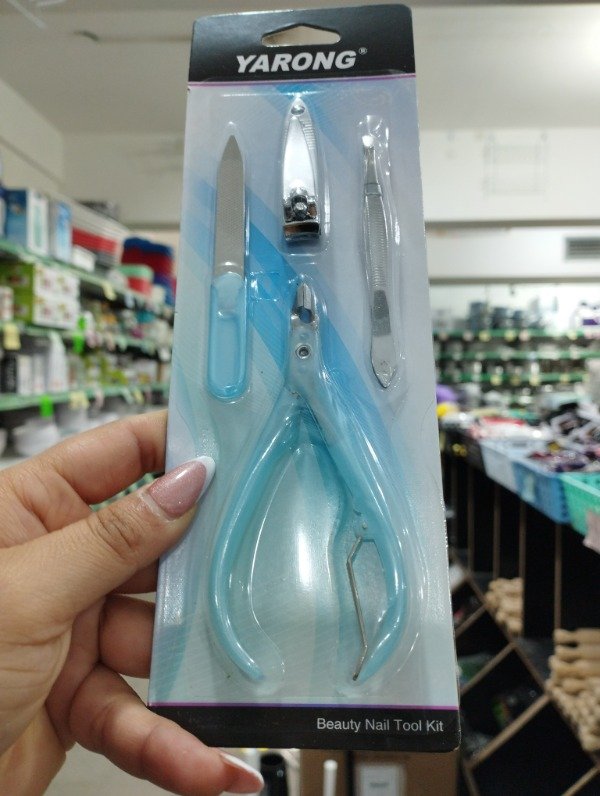 Producto - Set de Manicura Yarong