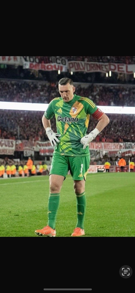 Camiseta versión jugador arquero 2025 (Armani 1) — imagen 3