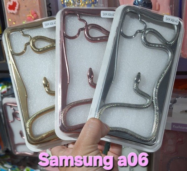 Producto - Fundas luxury serpiente 3d. Samsung a06