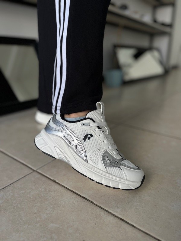 Producto - Akita white silver metal Filament