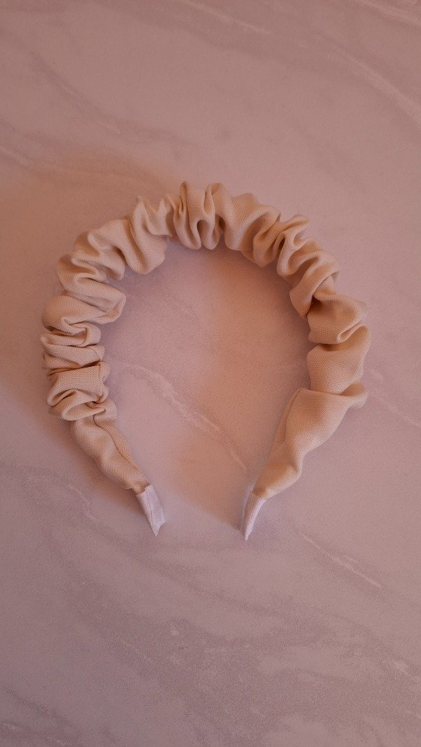 Producto - vincha scrunch beige