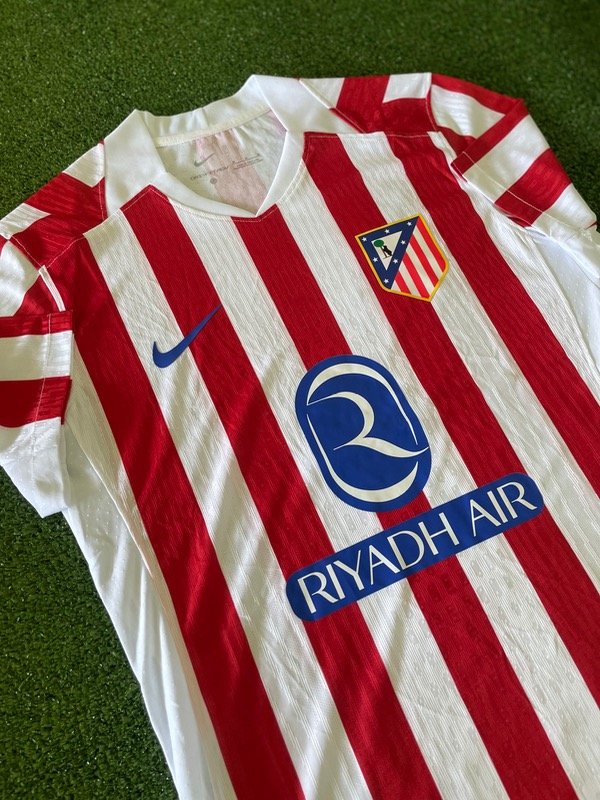 Producto - Atlético de Madrid Local 2025 Versión Jugador