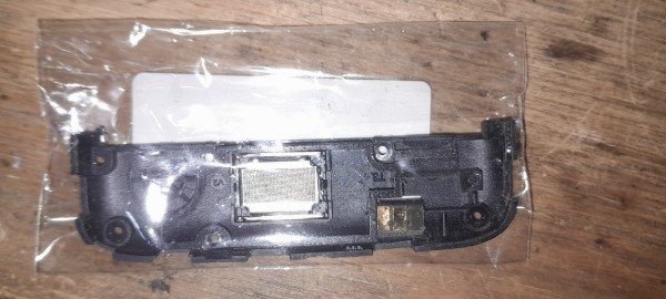 Producto - parlante moto c plus