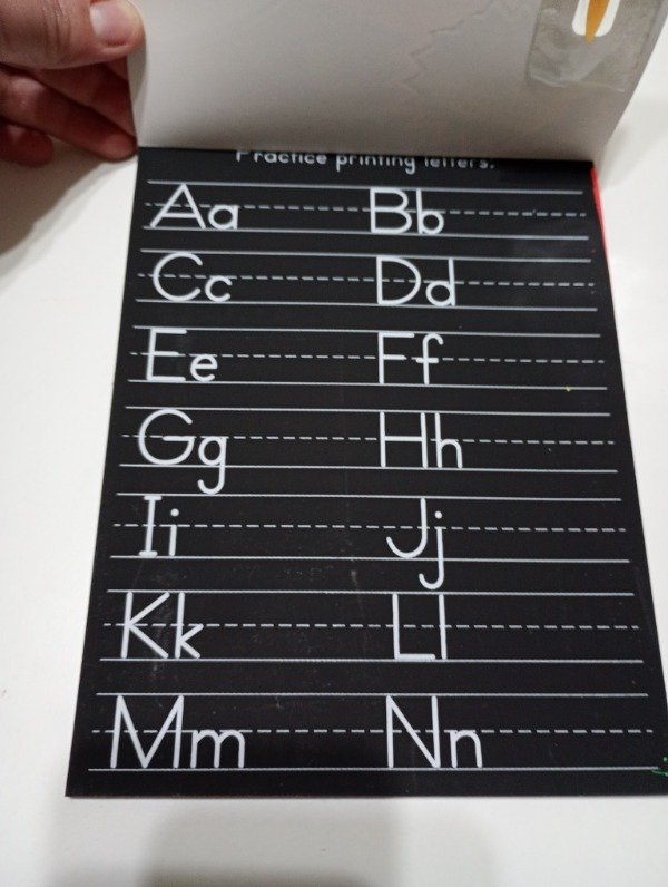 Producto - Libro de actividades con hojas para raspar. 12 hojas con actividades. ABC - 4