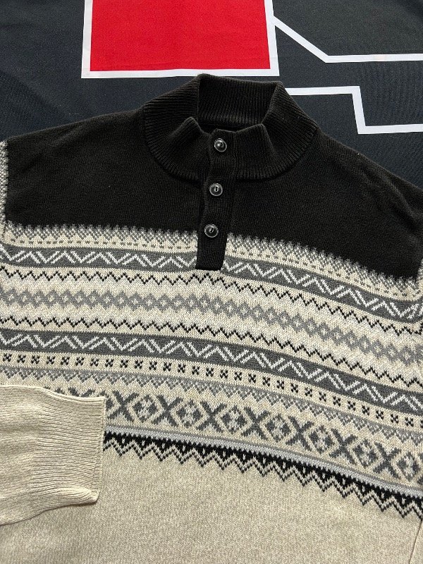 Producto - Sweater Chaps con diseño. Talle XL