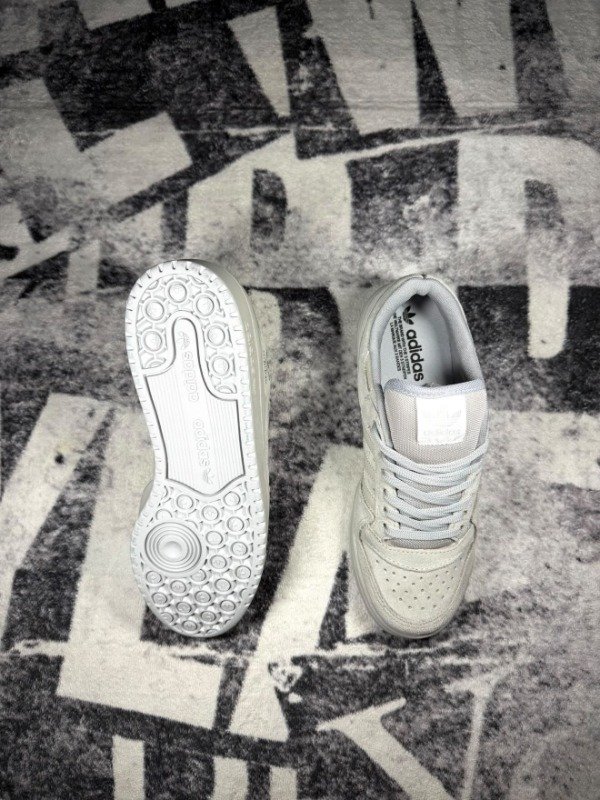 Producto - Forum "off white" - 3