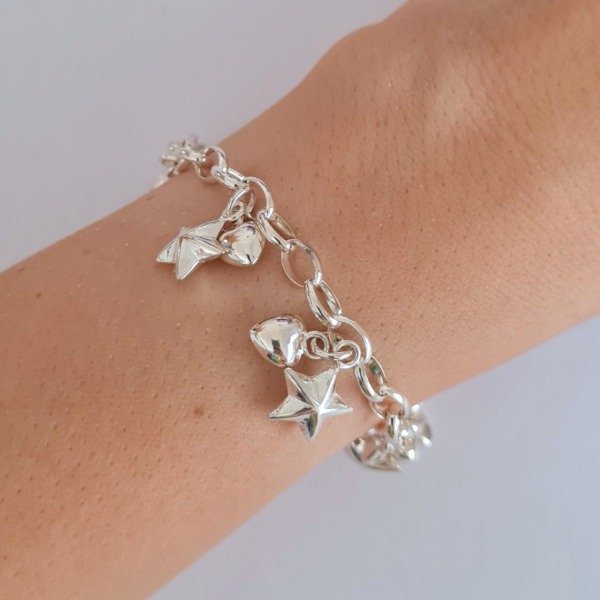 Producto - Pulsera con dijes estrella y corazón