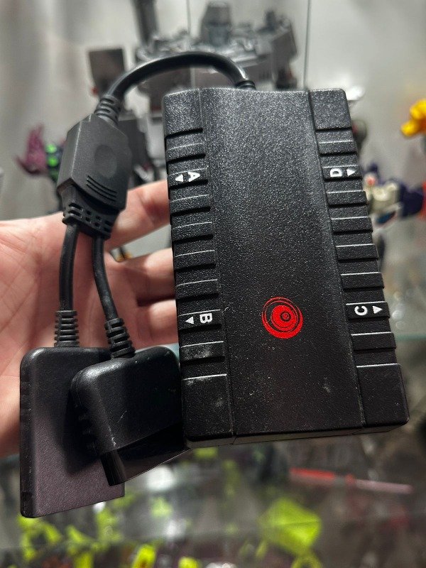 Producto - MULTITAP PS2 (USADO)