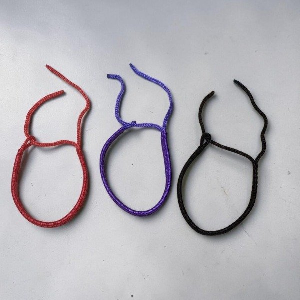 Producto - PULSERAS DE HILO ENCERADO - ROJO, VIOLETA Y NEGRO (Cod.P022) - 0