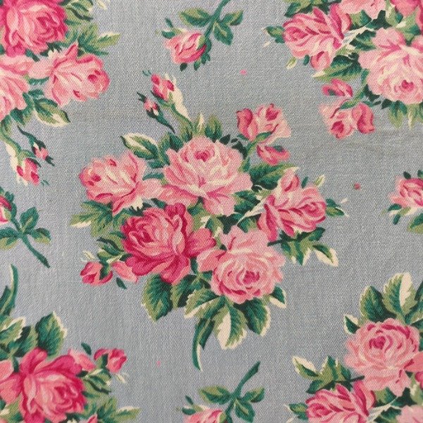 Producto - Tela Roses con Base de papel