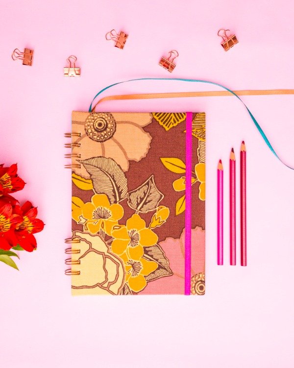 Producto - Agenda semanal Vergel Silvestre - Tapa en tela