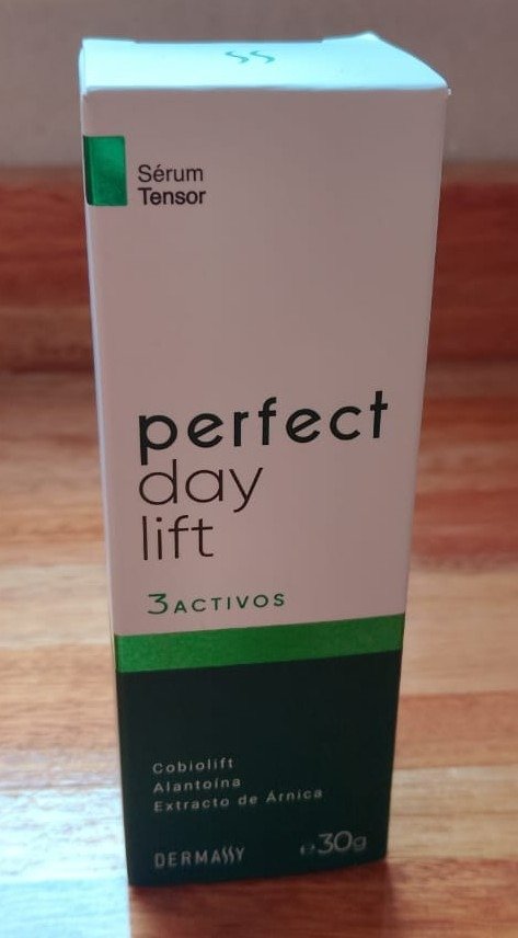Producto - Serum Perfect Day Lift (Promueve colágeno, firmeza, suavidad y Brillo)