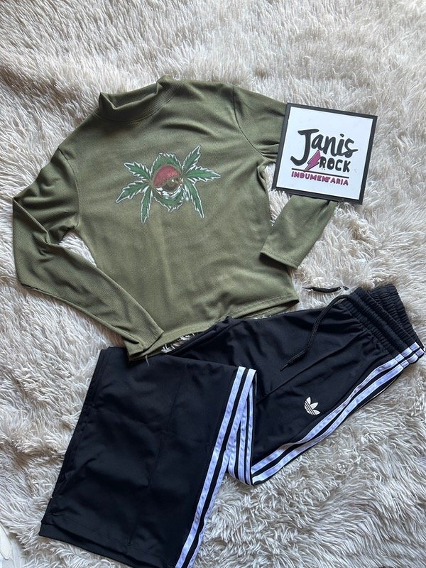 Producto - Camiseta viejas locas