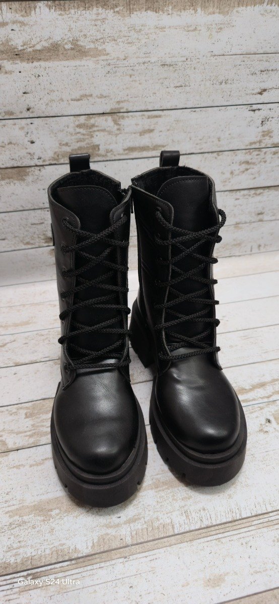 Producto - borcego acordonado mediano negro del 36 al 40 - 1