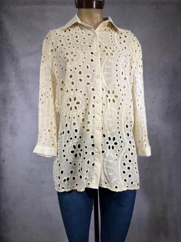 Producto - CAMISA BRODERIE IMPORTADA BEIGE