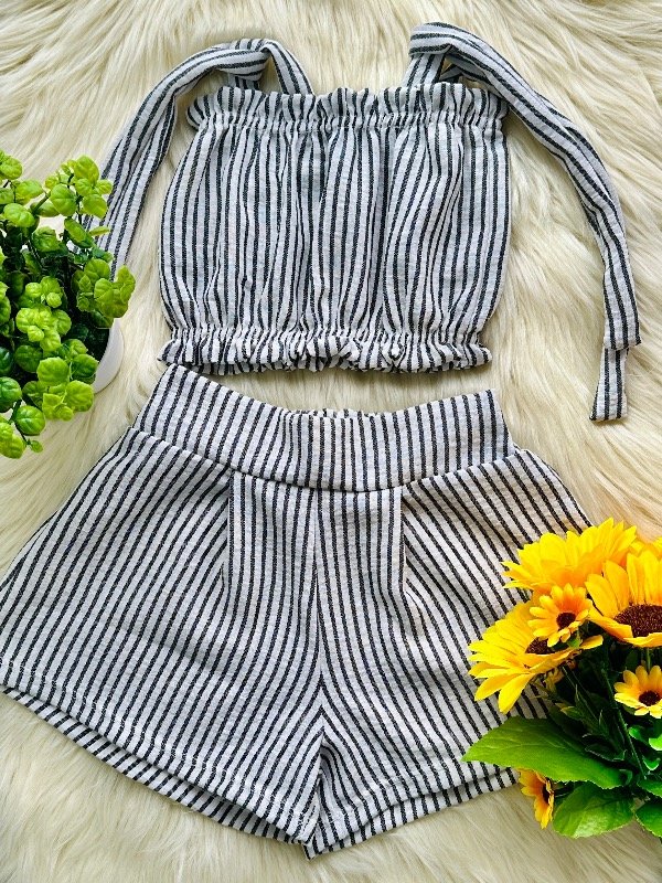 Producto - CONJUNTO HAWAI RAYADO (TOP + SHORT)