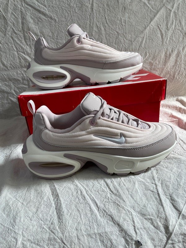 Producto - Nike Air Max Portal Racer Pink