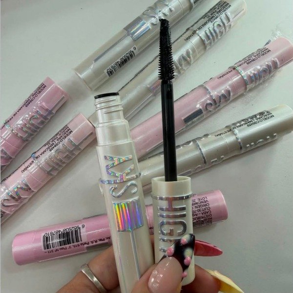 Producto - Mascara de Pestañas Sky High - Pink 21