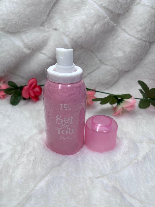 Producto - Fijador de maquillaje set on you tei