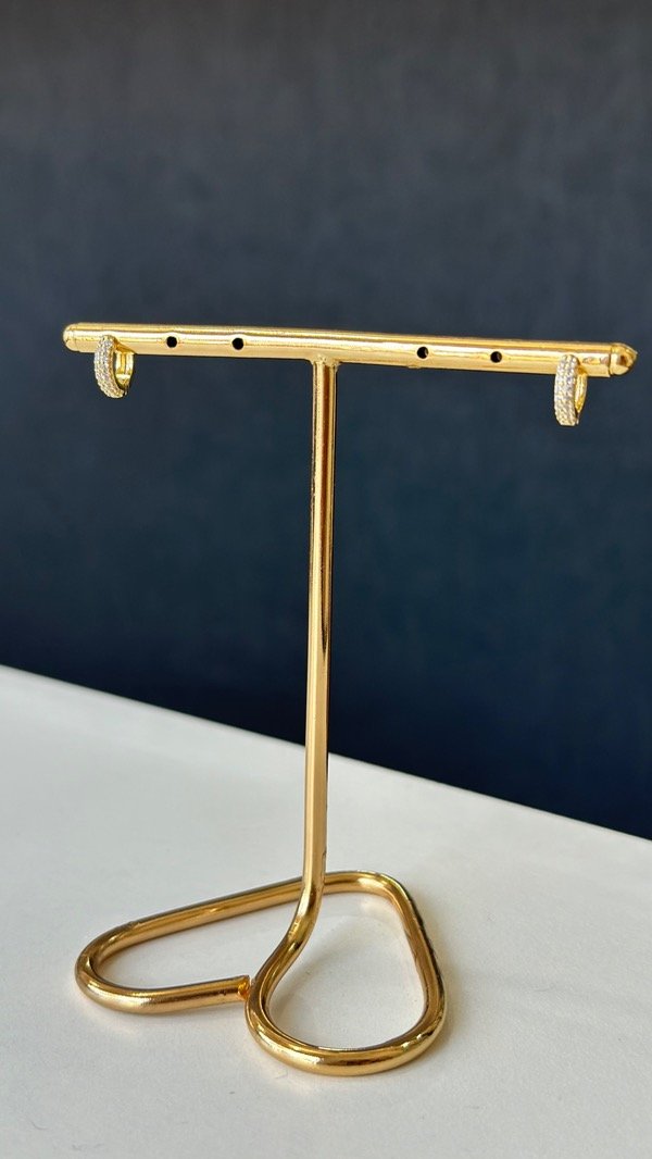 Producto - Argolla Gudrun fina S laminadas en oro 18k