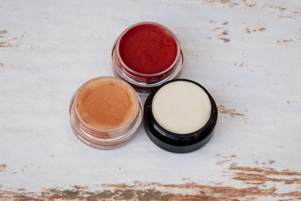 Maquillaje Cremoso Iluminador Vera Cosmetica Natural