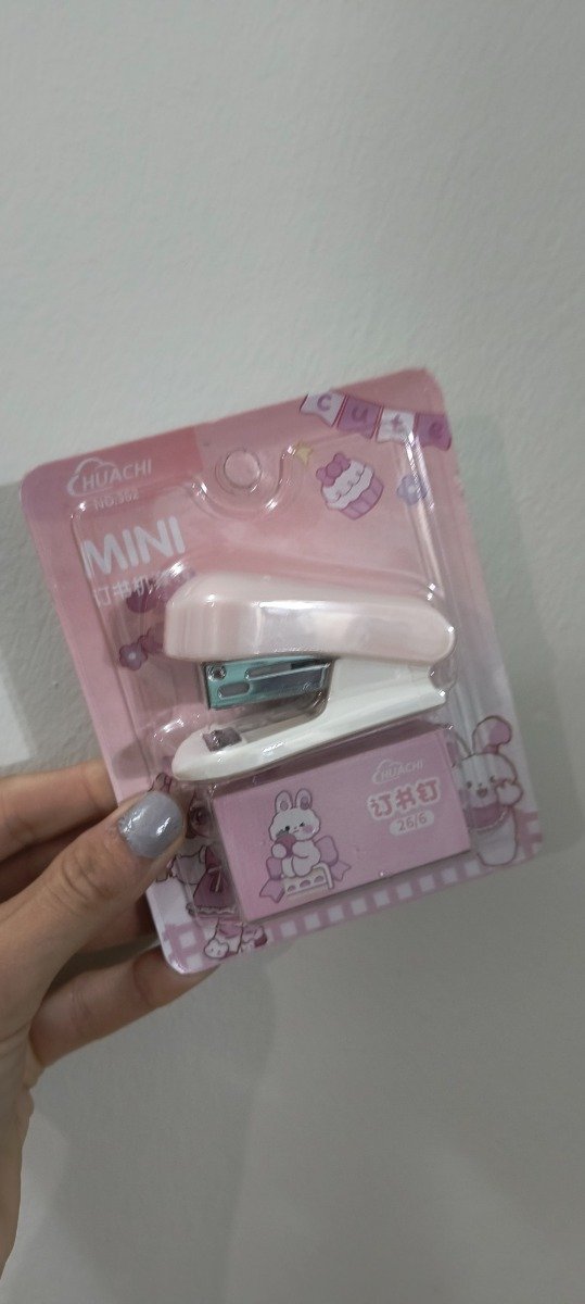 Producto - Abrochadoras con ganchos rosa