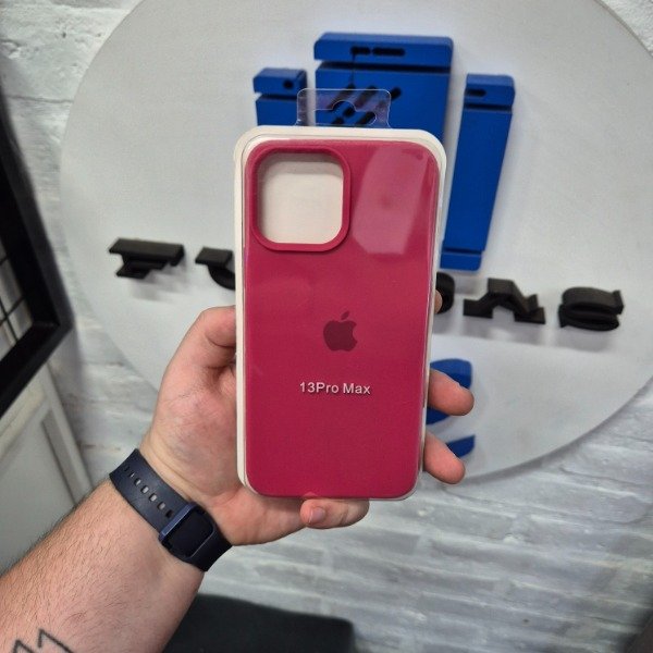 Producto - Silicone Case Fucsia Oscuro - iPhone 13 Pro Max
