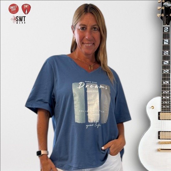 Producto - Remerón MAKE YOUR DREAMS  BRILLOS Escote en V Algodón Oversized ANG